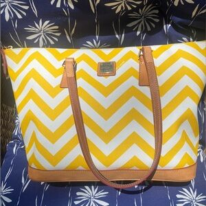 Stylish Yellow Chevron Tote Bag